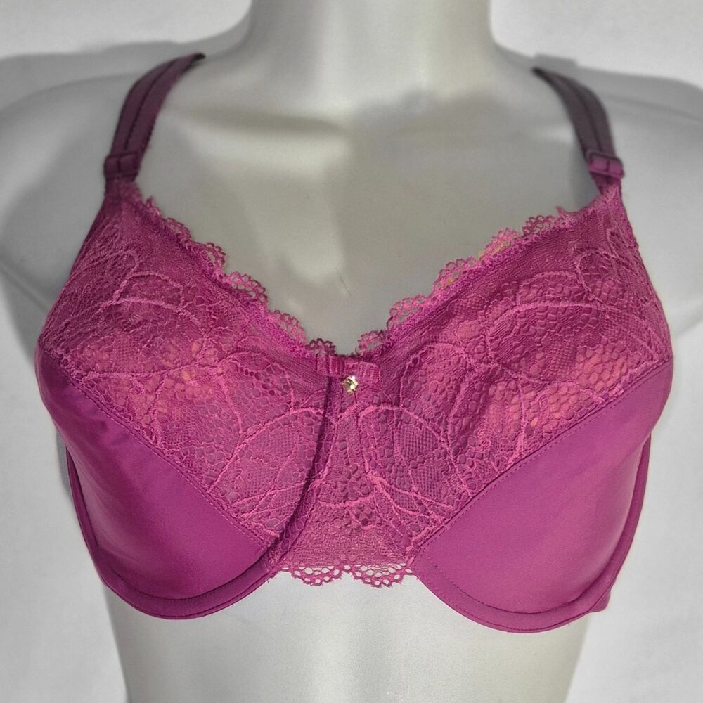 BALI BRA underwire, pink w/ lace. 42D